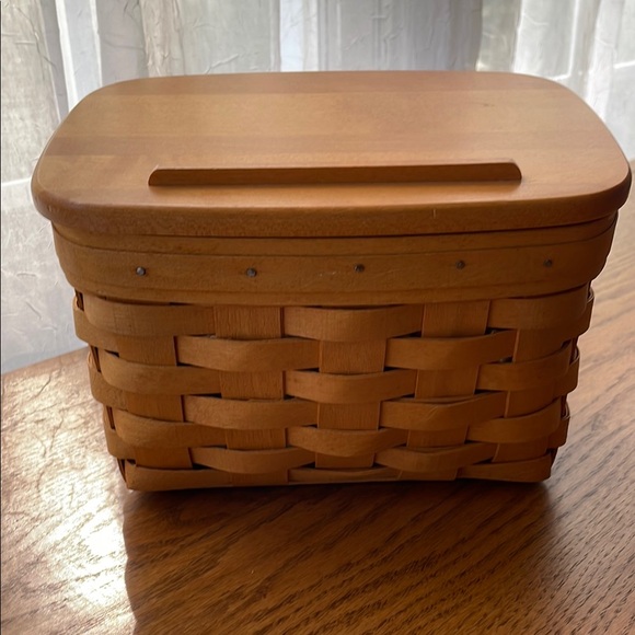 Longaberger Recipe Basket with Plastic Liner and Wooden Lid - Picture 1 of 10